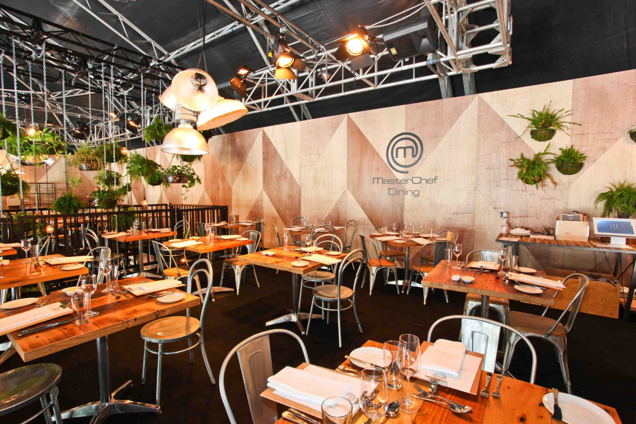 Azbcreative Raise The Bar With This Year S Masterchef Popup Restaurants The Interiors Addict