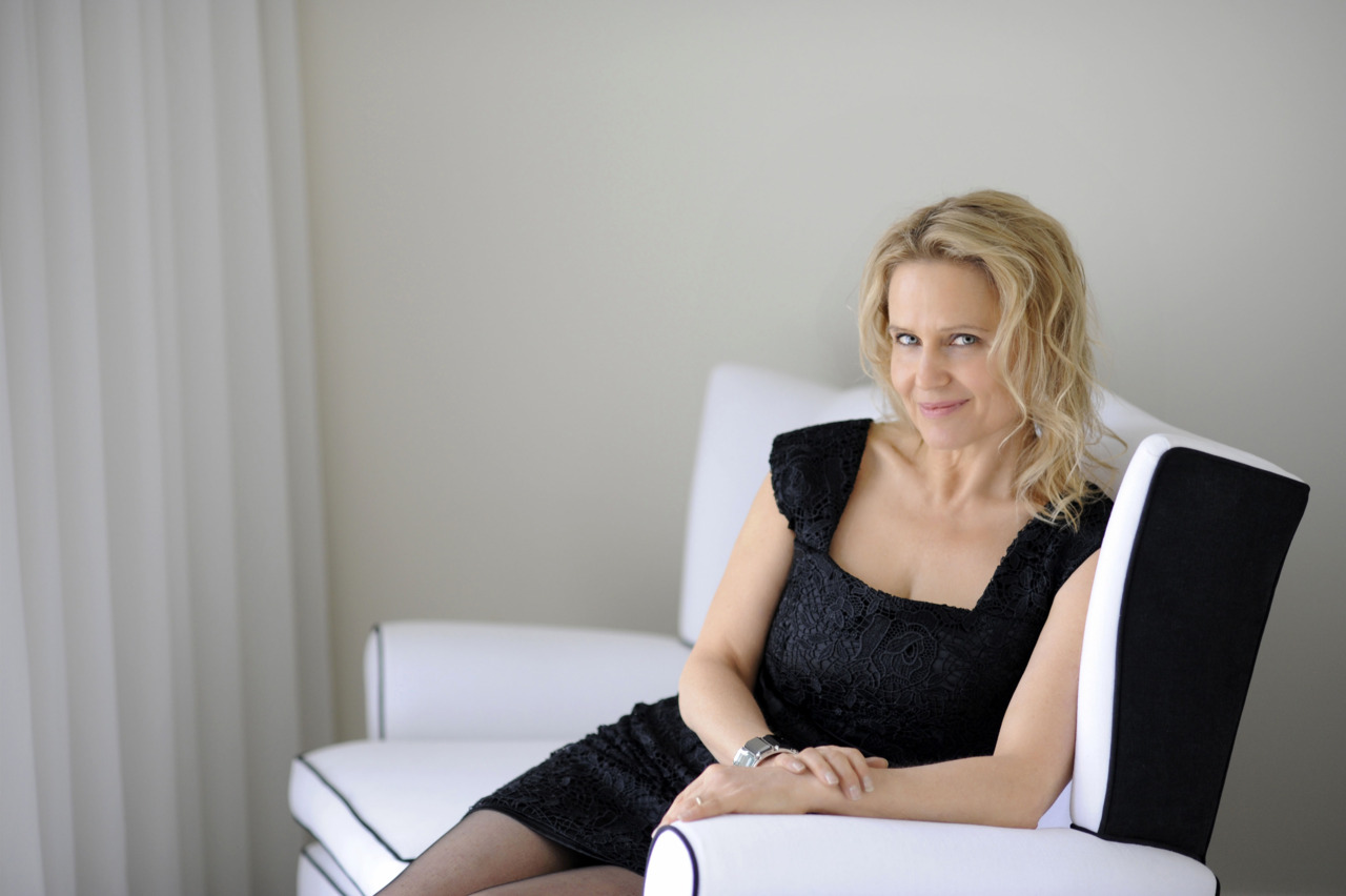 Shaynna Blaze gets her own show Blank Canvas The Interiors Addict