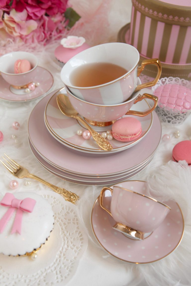 New Cristina Re teacups are a little bit Alice in Wonderland - The ...