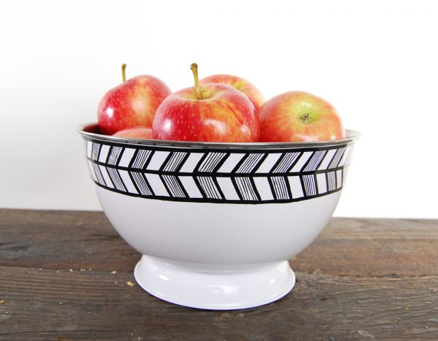 geo_bowl_apples-1