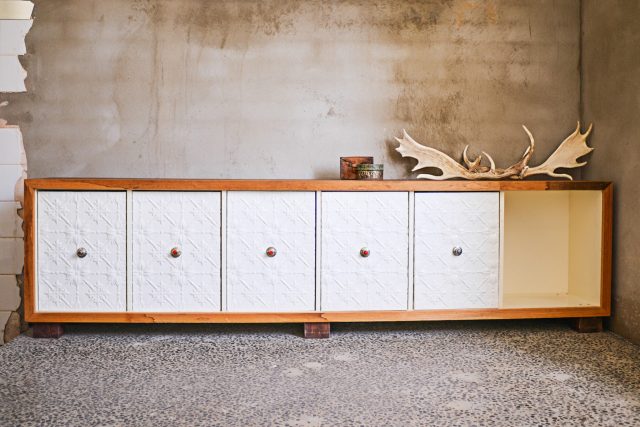 BS000028-Low Credenza(Jenni Finn)