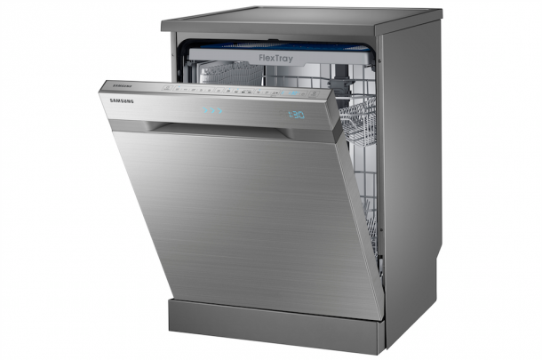 Samsung's worldfirst Water Wall dishwasher The