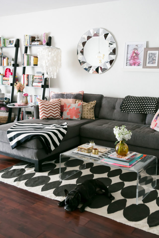 5 DIY updates for your rental living room - The Interiors Addict