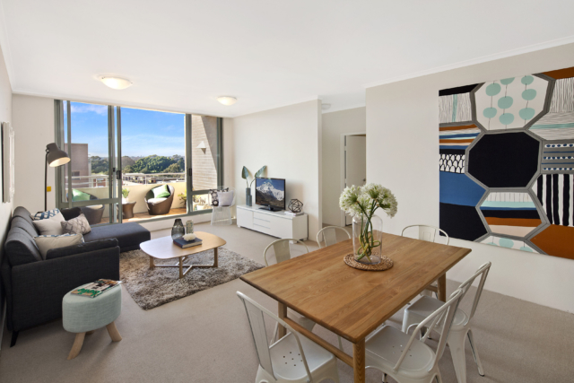 Redfern_A903_Bourke_Street_Living