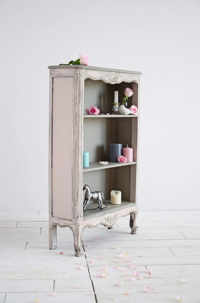 Antoinette Shelves 2_low annie sloan