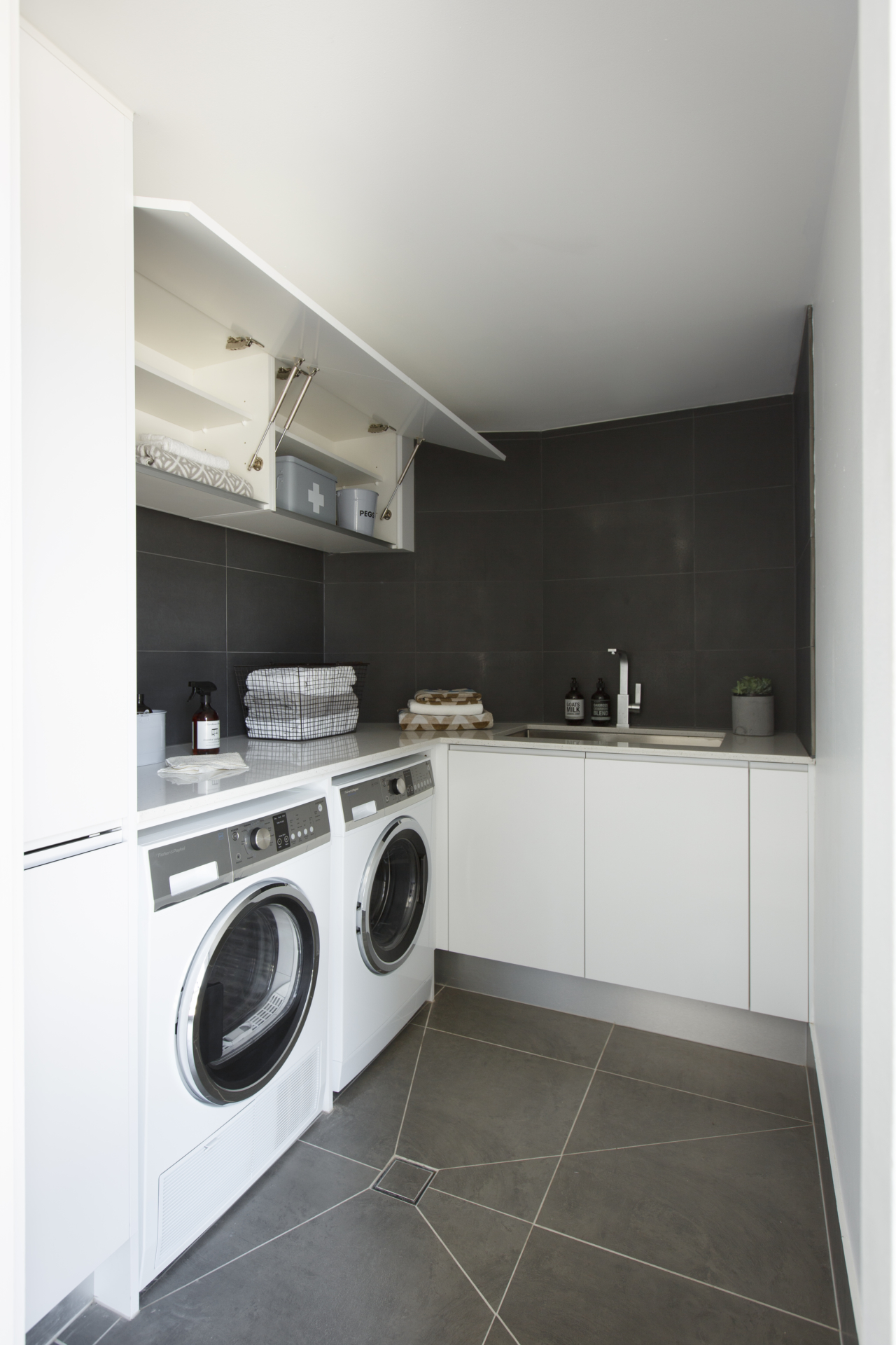 Neale Whitaker's 5 tips for a Block-tastic laundry renovation - The ...