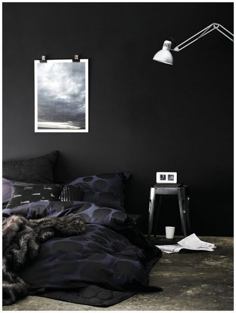 linenbath.com black bedroom