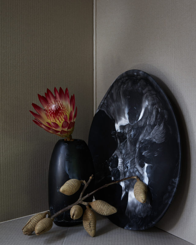 Dinosaur_Designs_Black_Marble_Hugh_Stewart_Homwares_Platter_Vase