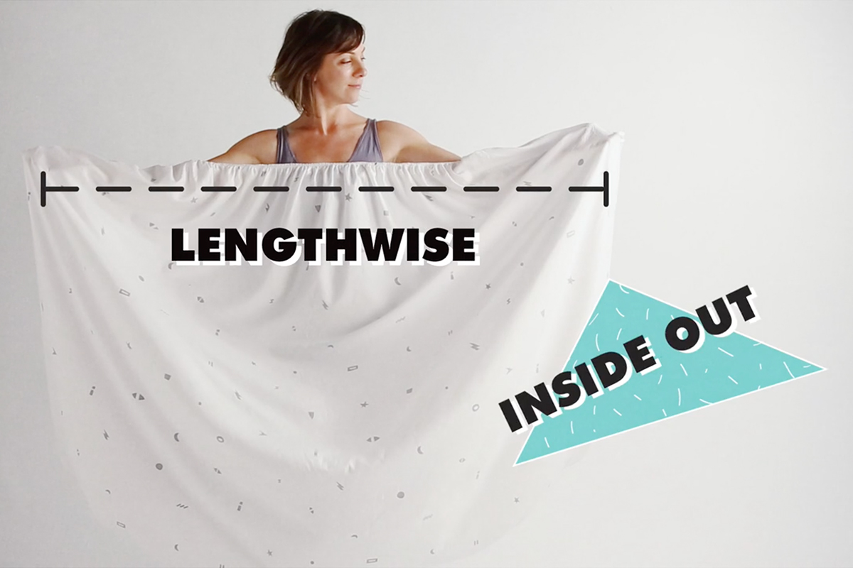 How to Fold a fitted sheet into a perfect square The Interiors Addict