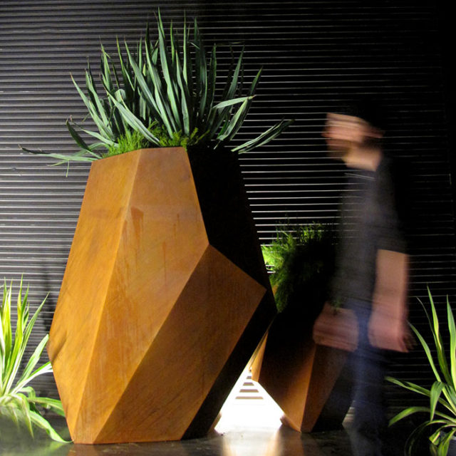 Shard planters