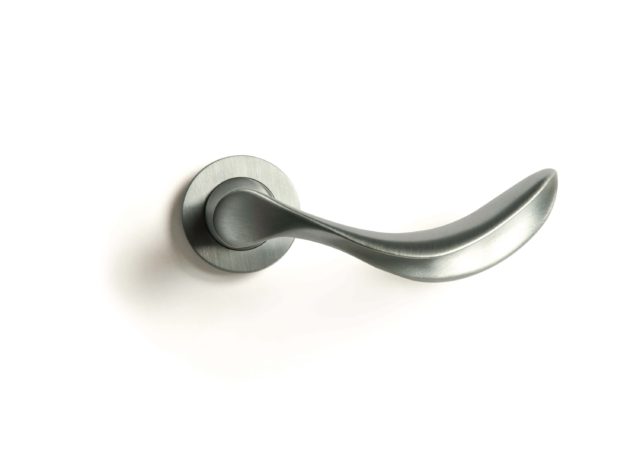 Pittella_069 Door Handle_Satin Chrome_02