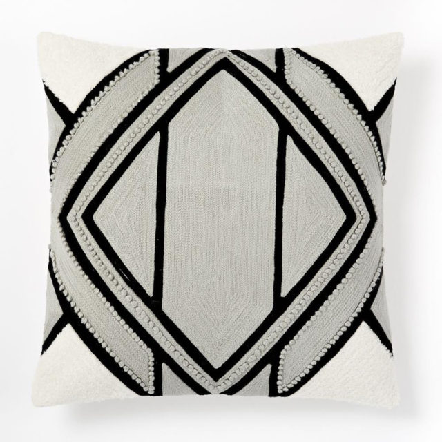 crewel-diamond-linework-pillow-cover-black-t3227-z