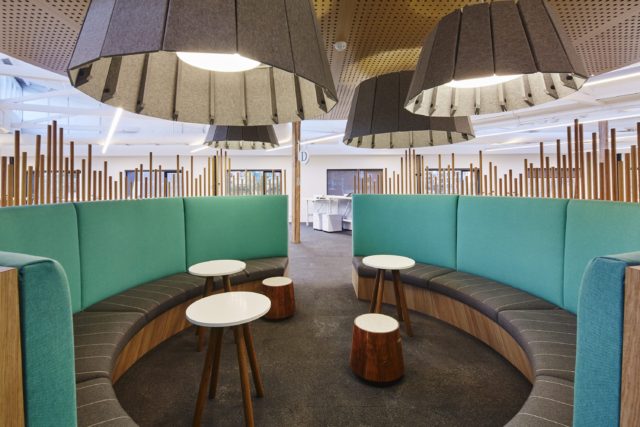 2016-domain-office-circular-pod-interior