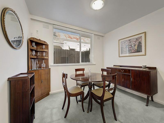 Before dining room (now main bedroom)