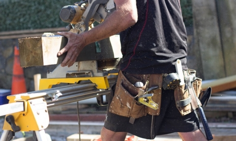 8 questions to ask before hiring a builder or tradie