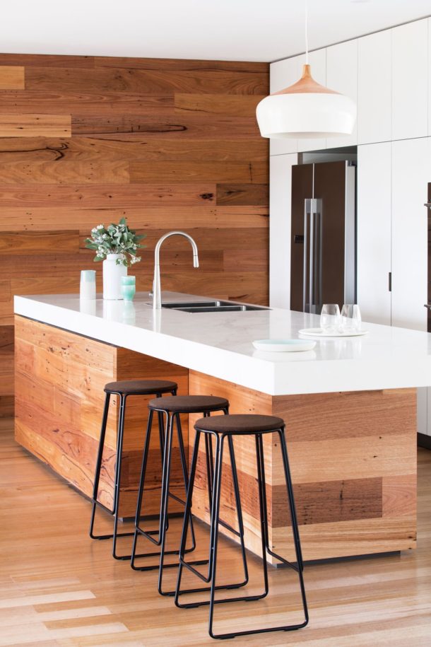 How To Create A Timeless Yet Unique Kitchen The Interiors Addict   Island Bench 610x915 