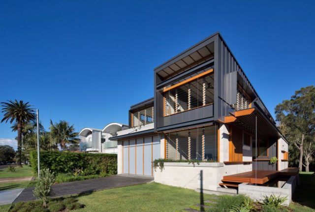 The Sustainable Home Built In A Sydney Flood Zone The Interiors Addict