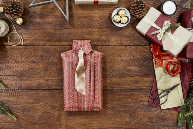 How to Wrap a Present: 4 Secrets | Living Well | Design Mom