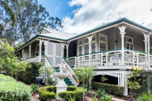 This renovated Queenslander is giving us all the feels - The Interiors ...