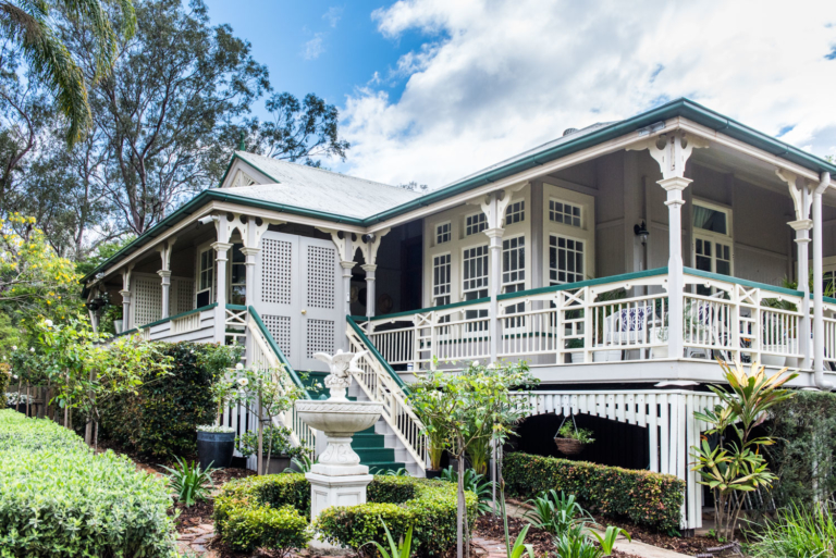 house of travel queensland