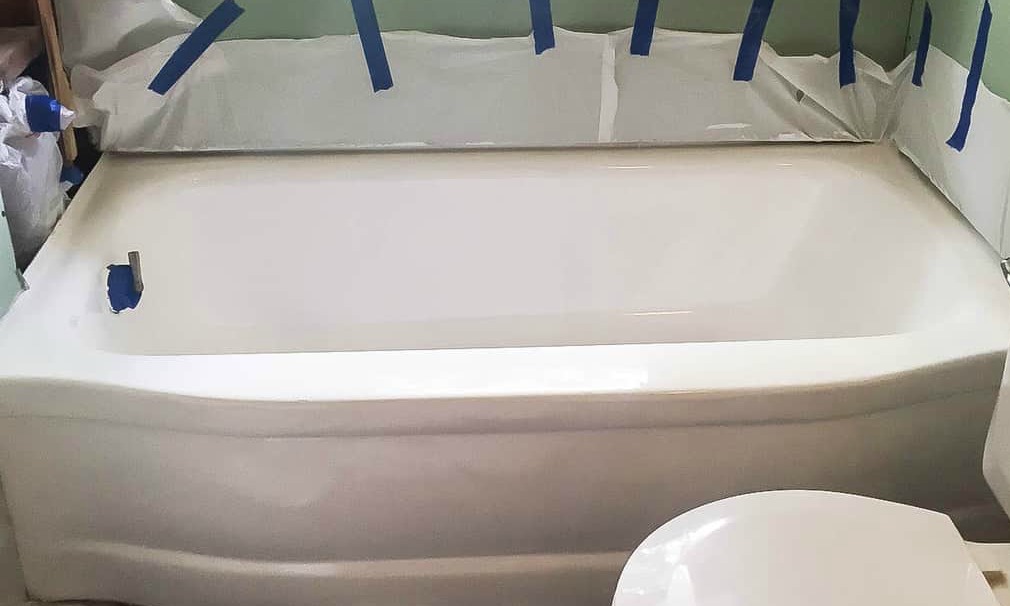 How to paint a bath tub The Interiors Addict