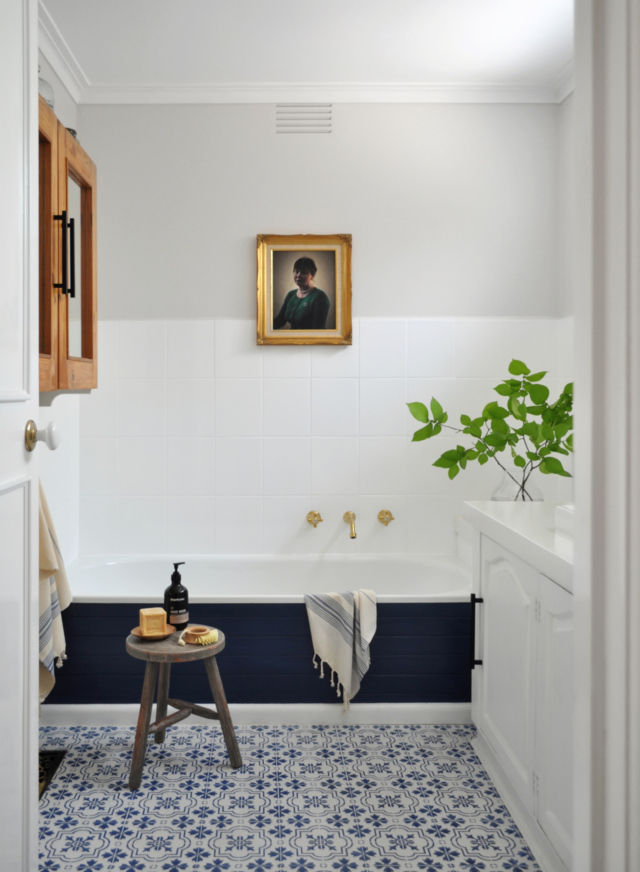 How to paint tiles  and save a fortune The Interiors Addict