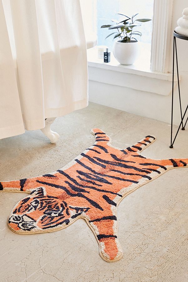 Urban Outfitters bath rug