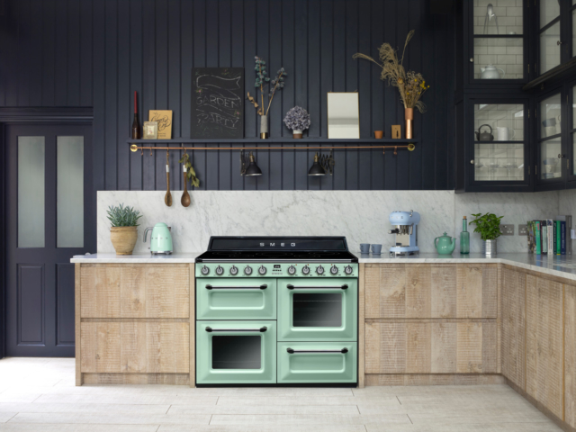 SMEG Victoria oven