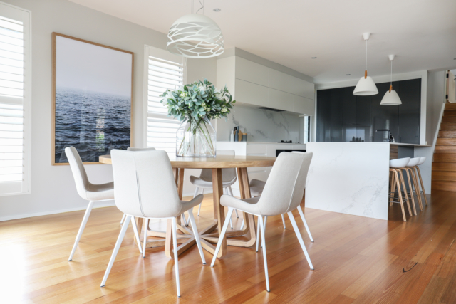 Dining room & kitchen