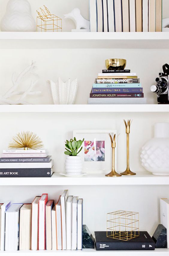 Book shelf styling