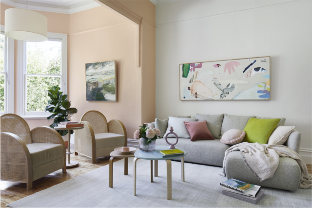 Before After Stylist Julia Green Revamps Living Room The Interiors Addict