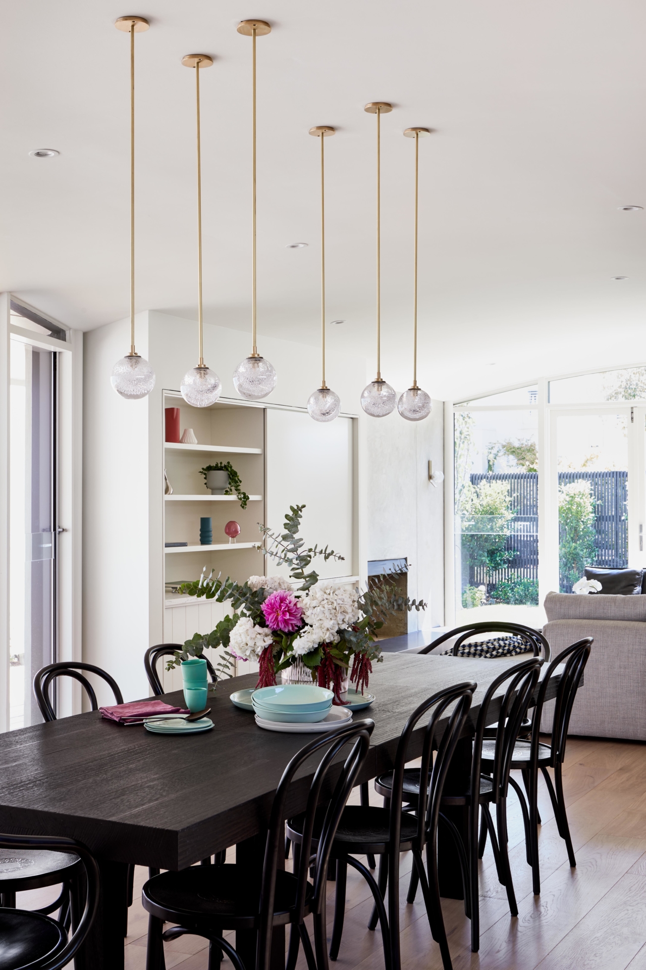 Architect & interior designer collab on 'curved' house - The Interiors ...