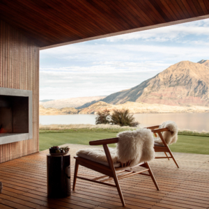 The stunning 'Te Kahu' is located in New Zealand's south island