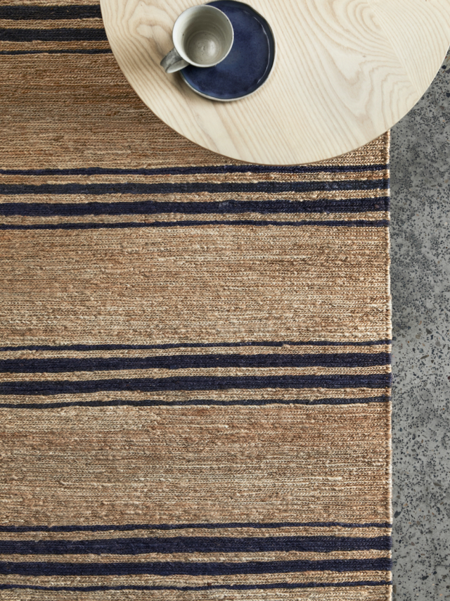 Armadillo & Co’s River Ticking Stripe is a flat-woven jute style rug