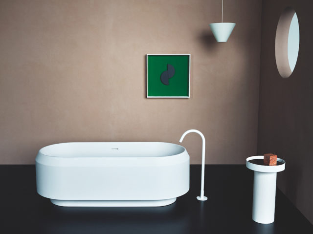 Agape Lariana bathtub