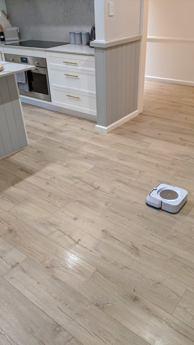 iRobot Braava Jet M6 robot mop review