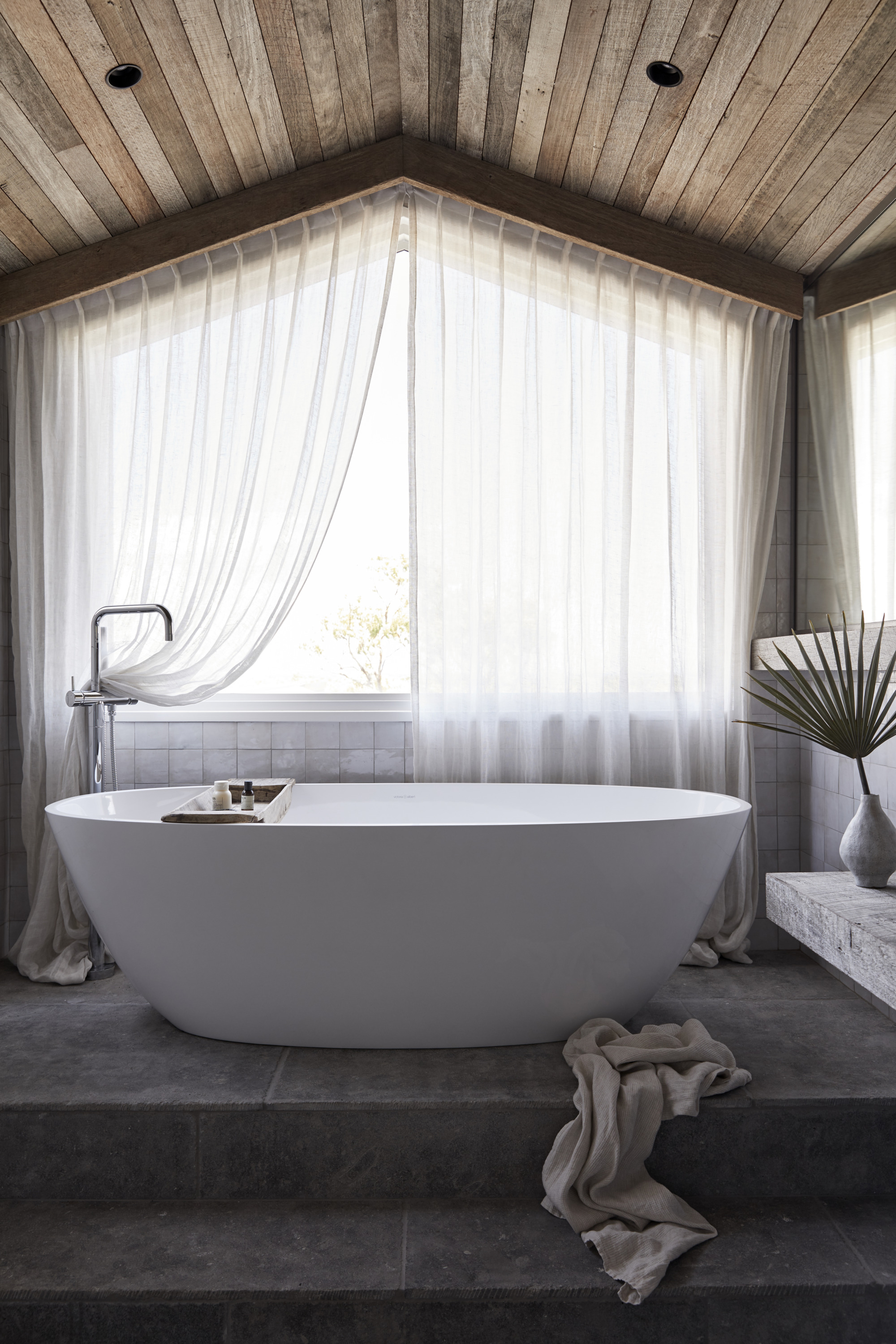 Hotel bathrooms take inspiration from some of Australia's best! The