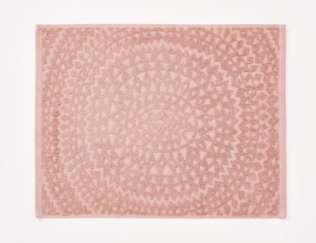 Aura bath mat