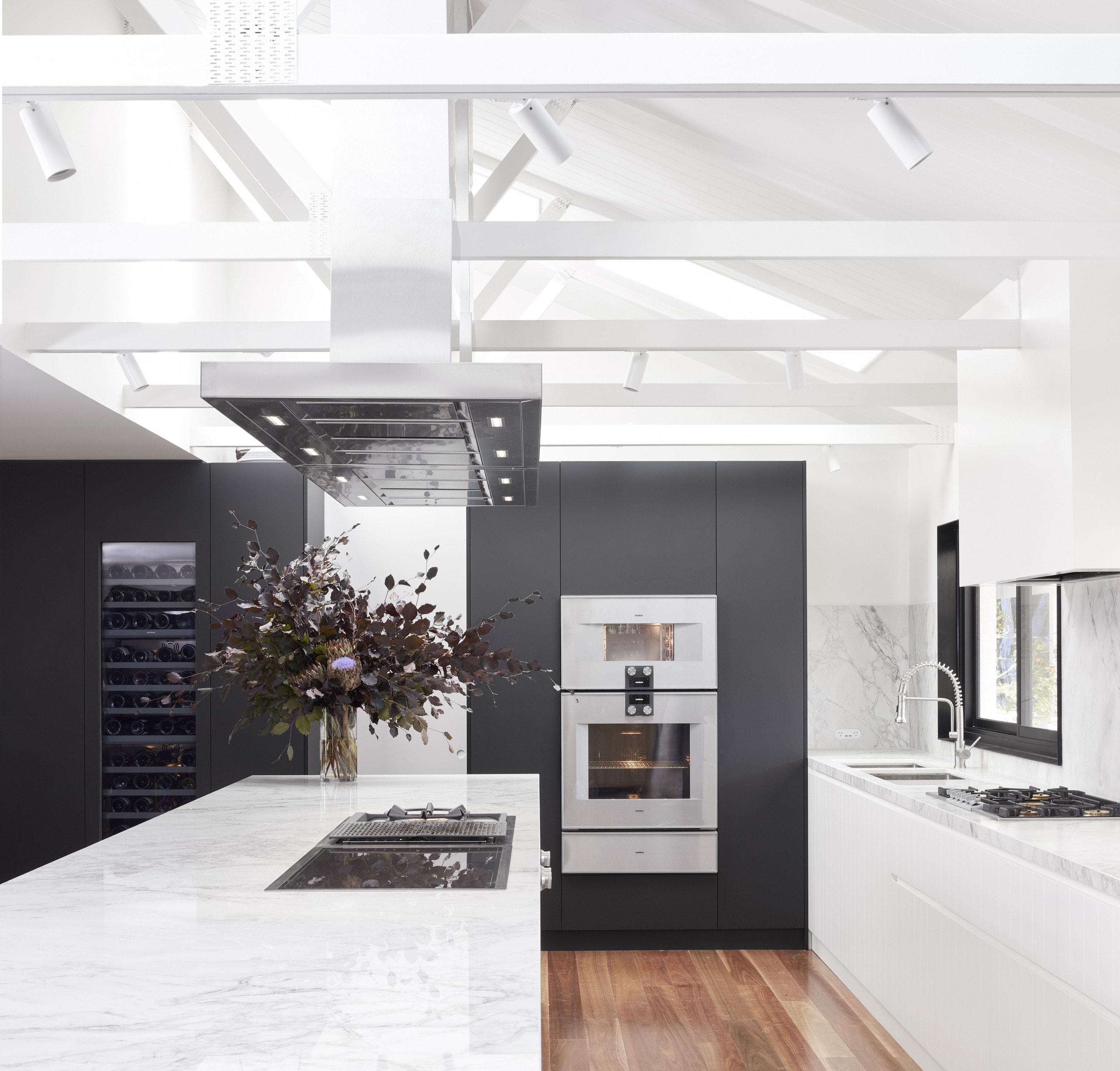 The Gaggenau Kitchen: A Harmonious Blend of Technology and Aesthetics