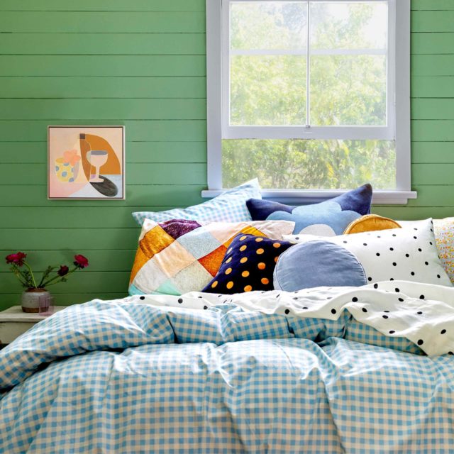 Gingham bedding deals