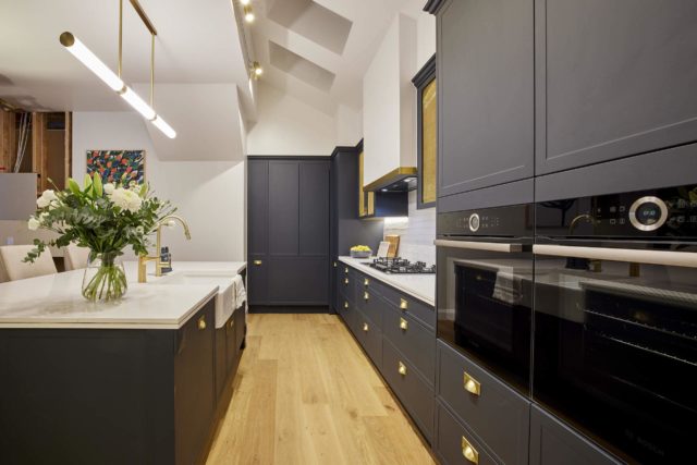 The Block 2021: Kirsty and Jesse's insanely good navy kitchen! - The  Interiors Addict