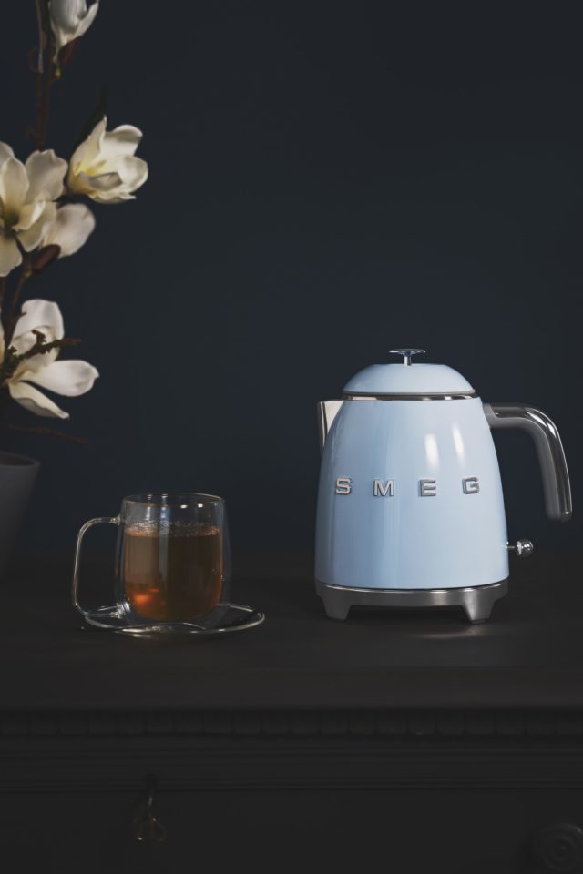 SMEG kettle