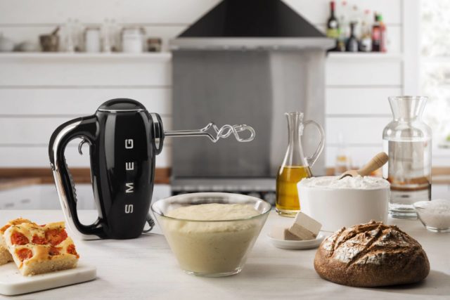 SMEG mixer