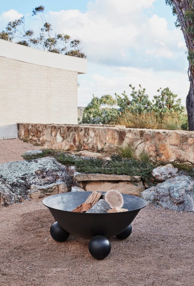 The gorgeous Ponti firepit