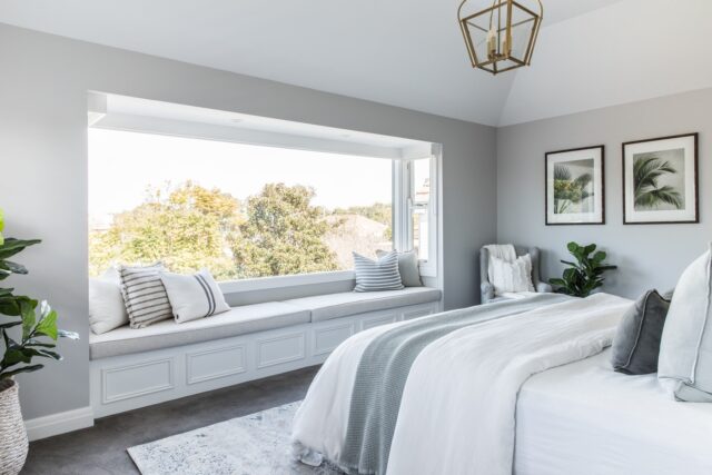 Contemporary Naremburn bedroom by Amanda Smythe Design