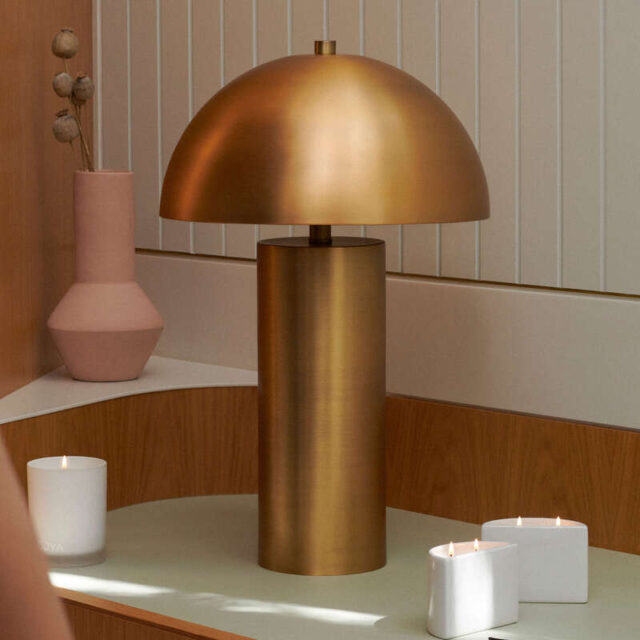 Dome table lamp