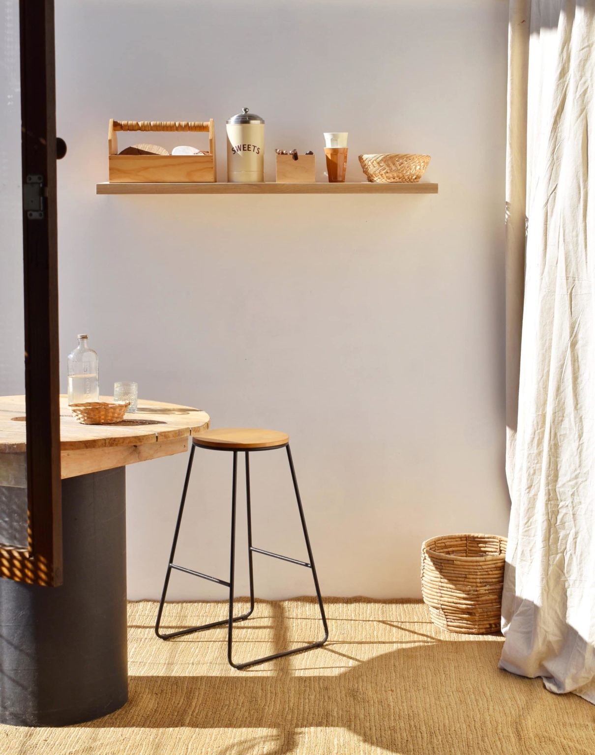 Custom but affordable timber floating shelves you order online The