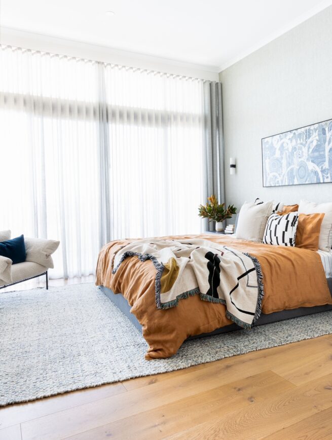 Downsizers' dated penthouse given chic new look - The Interiors Addict