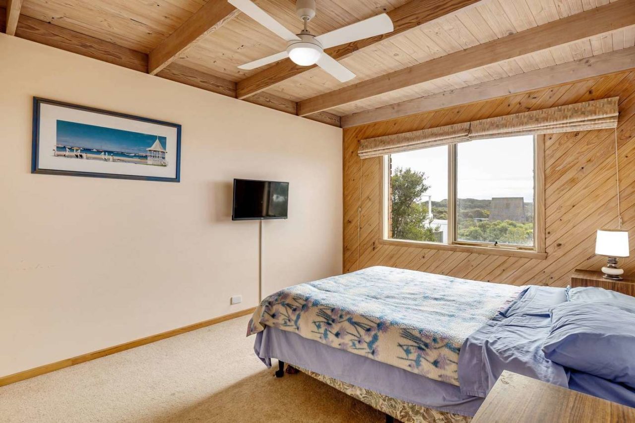 80's beach shack now an eclectic, retro-inspired holiday home - The ...
