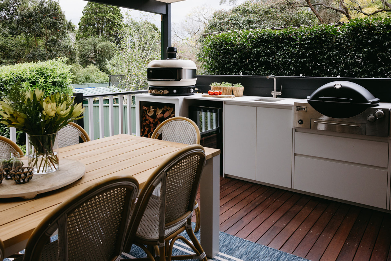 Large Square Island Bench Is The Heart Of Sydney Home The Interiors   NorthRyde DECK 1280x854 